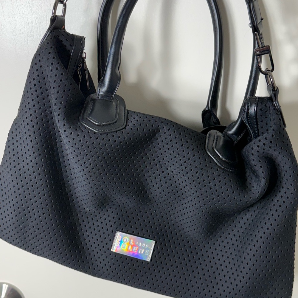 Sol and Selene Black Messenger Bag - Picture 2 of 13
